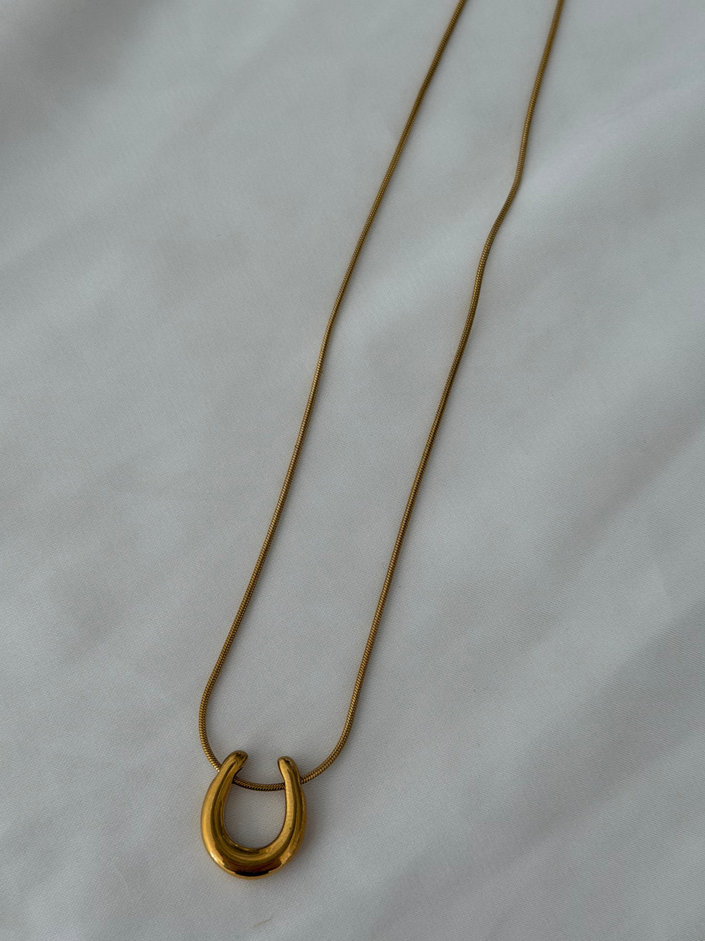 Alma Necklace