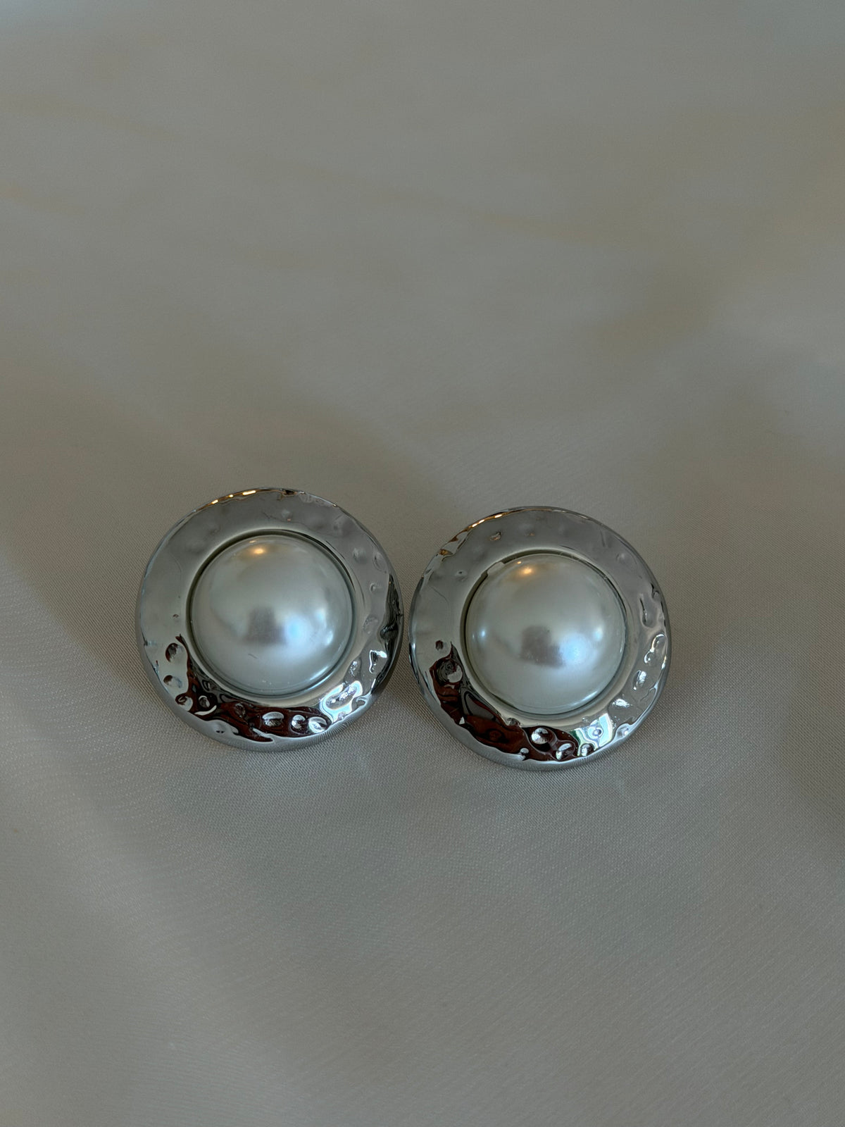 Aurora silver