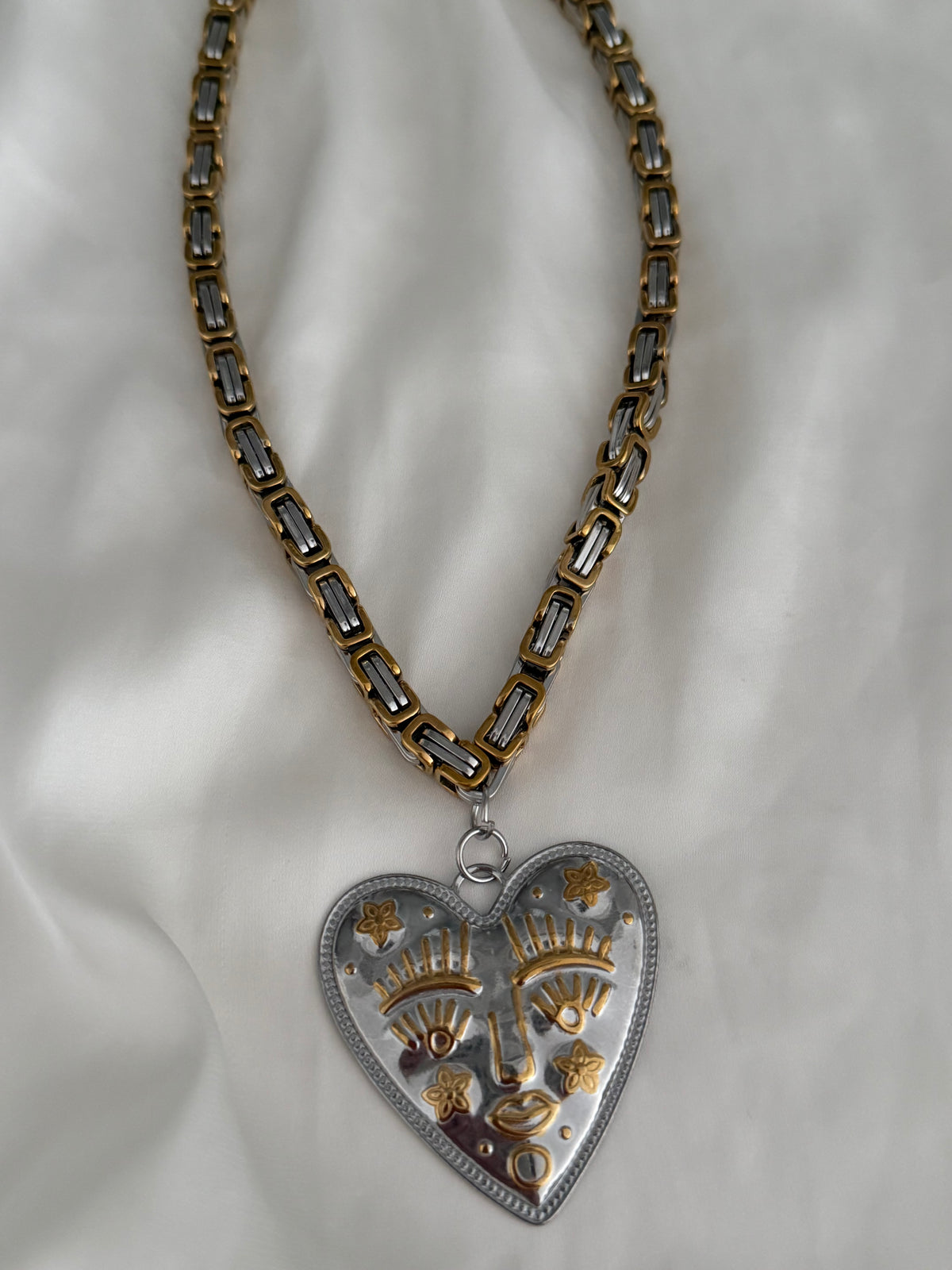 Camellia Necklace