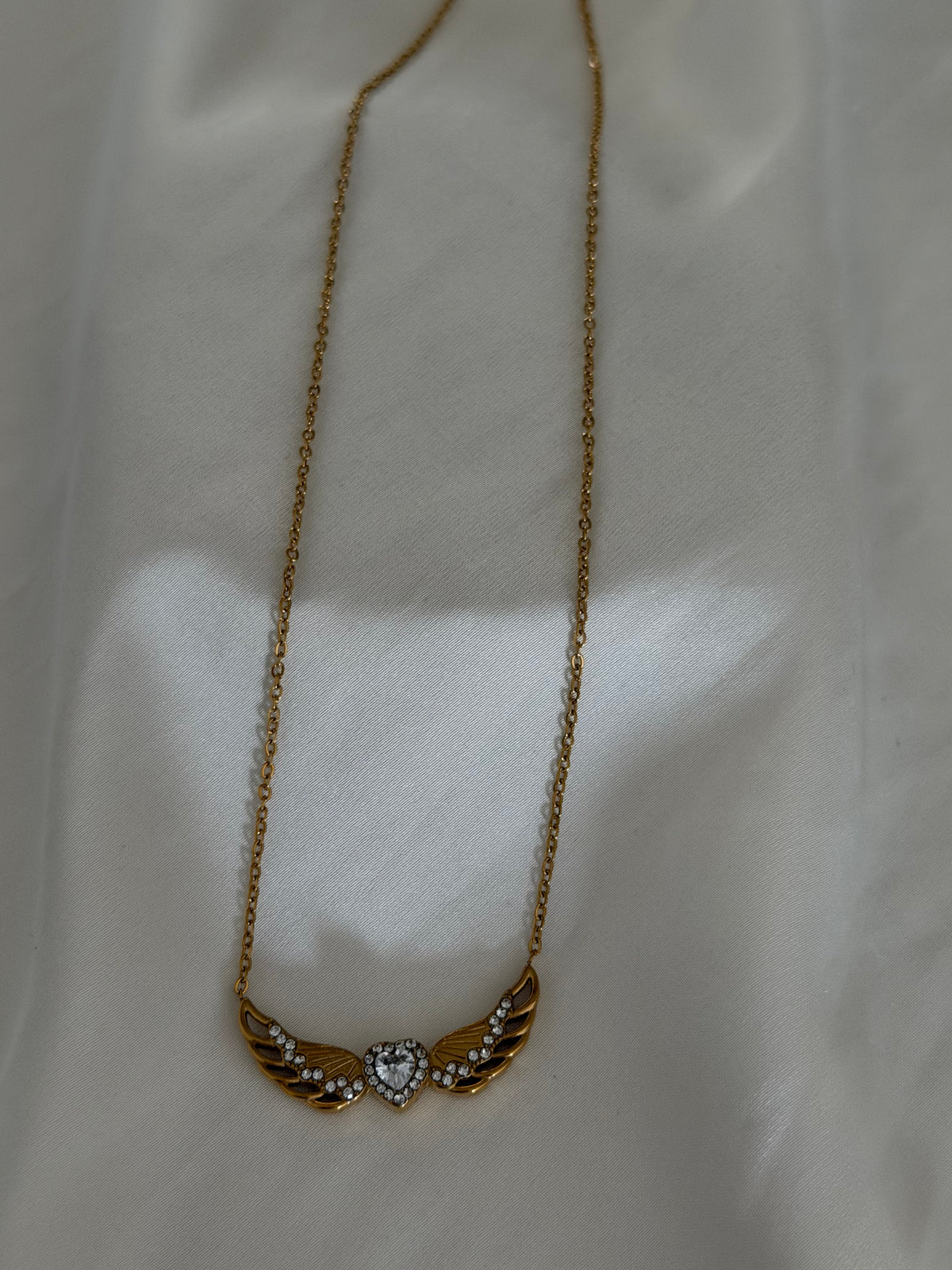 Amore wings necklace