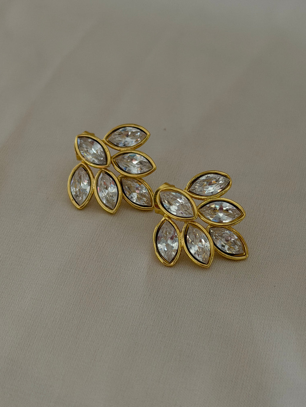 Glow earrings