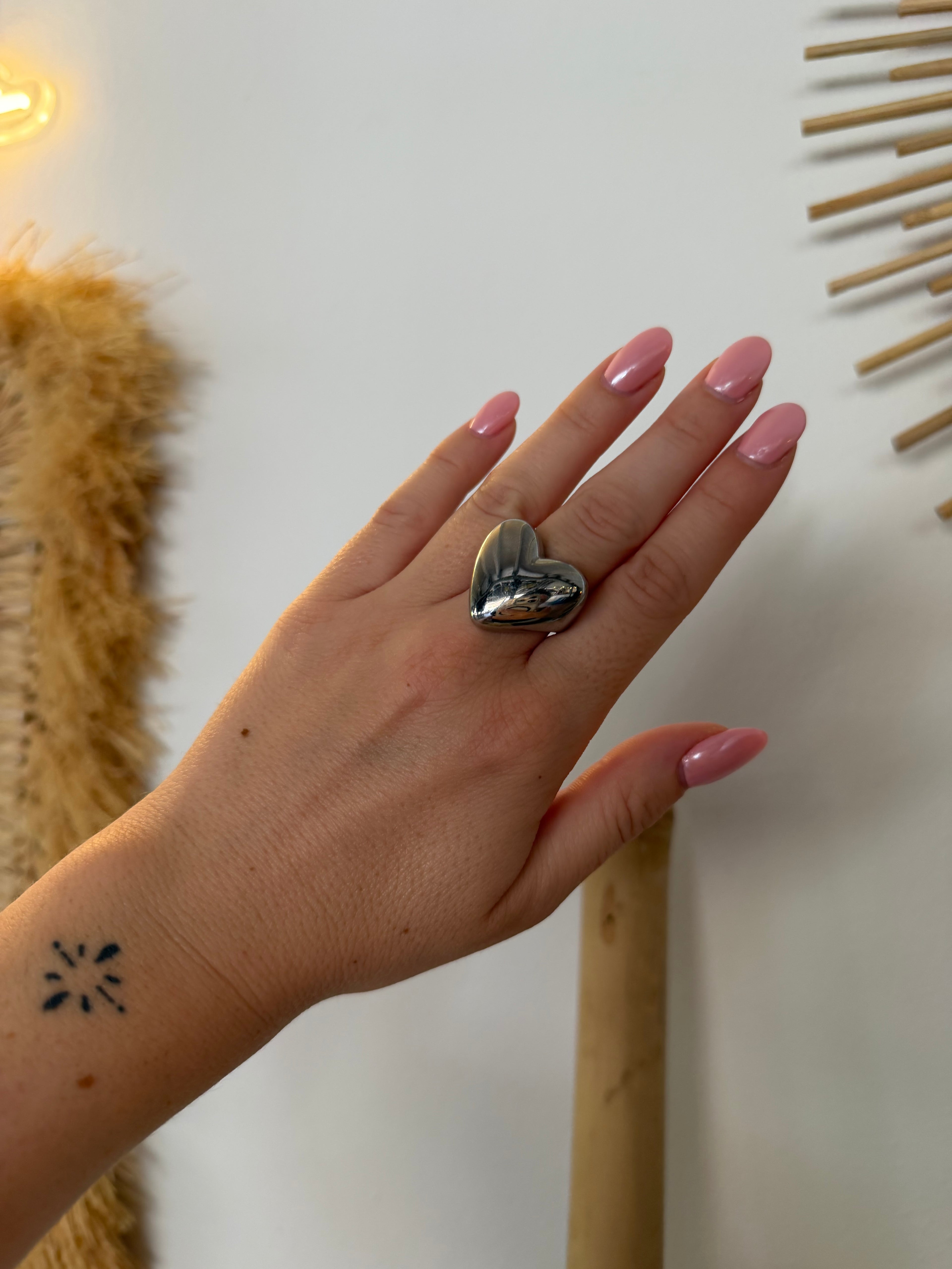 Lovely Ring