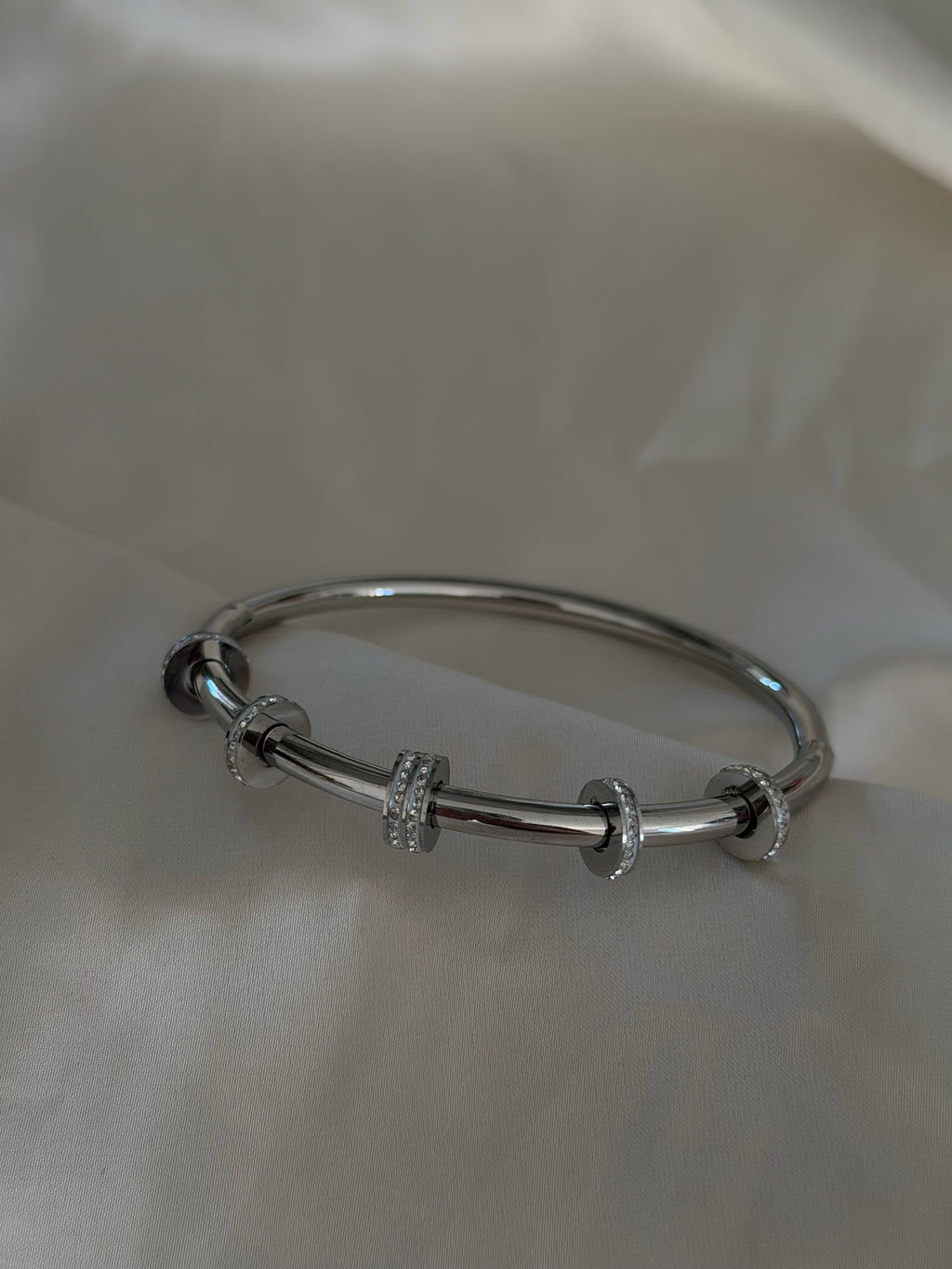 Nerina silver