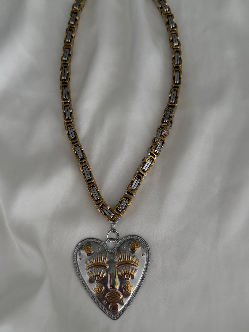 Camellia Necklace