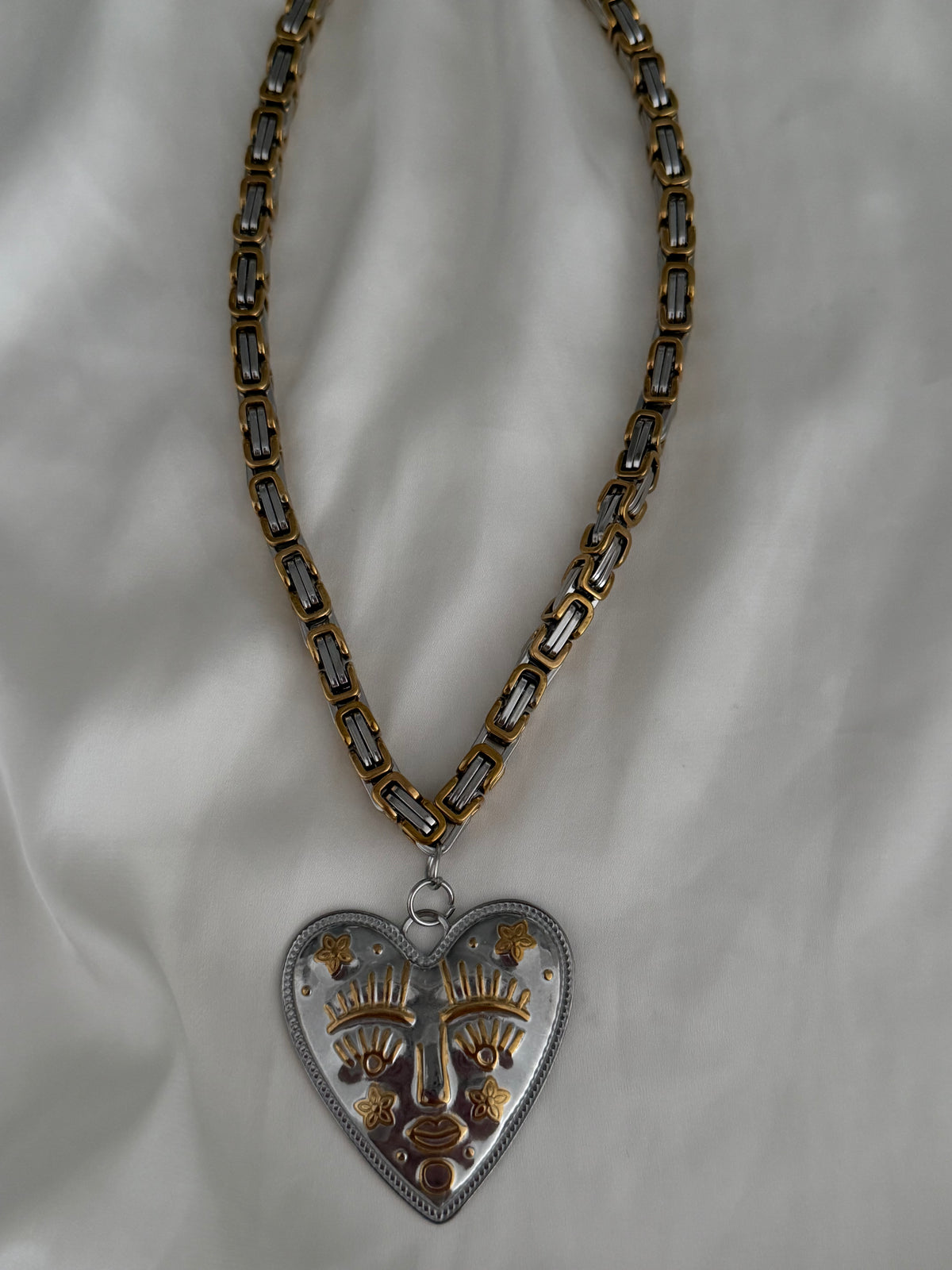 Camellia Necklace