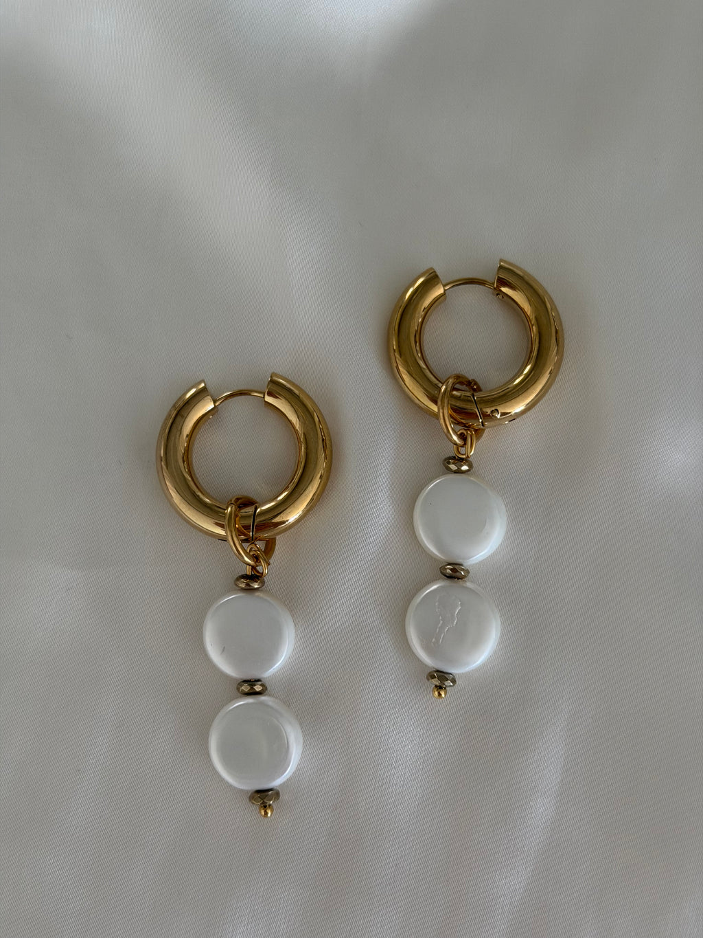 Pearl Amour Gold Earrings