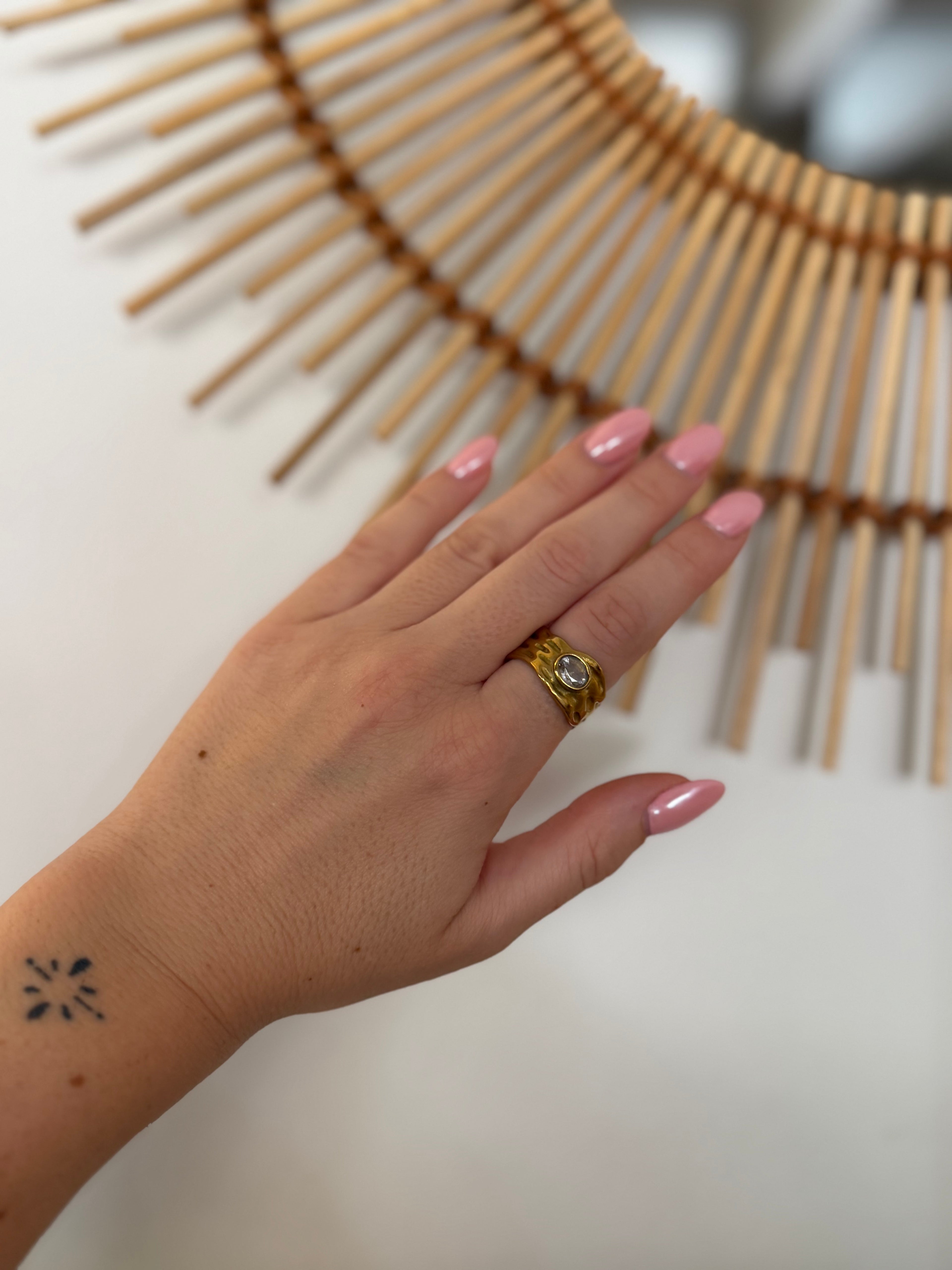 Lucia Ring