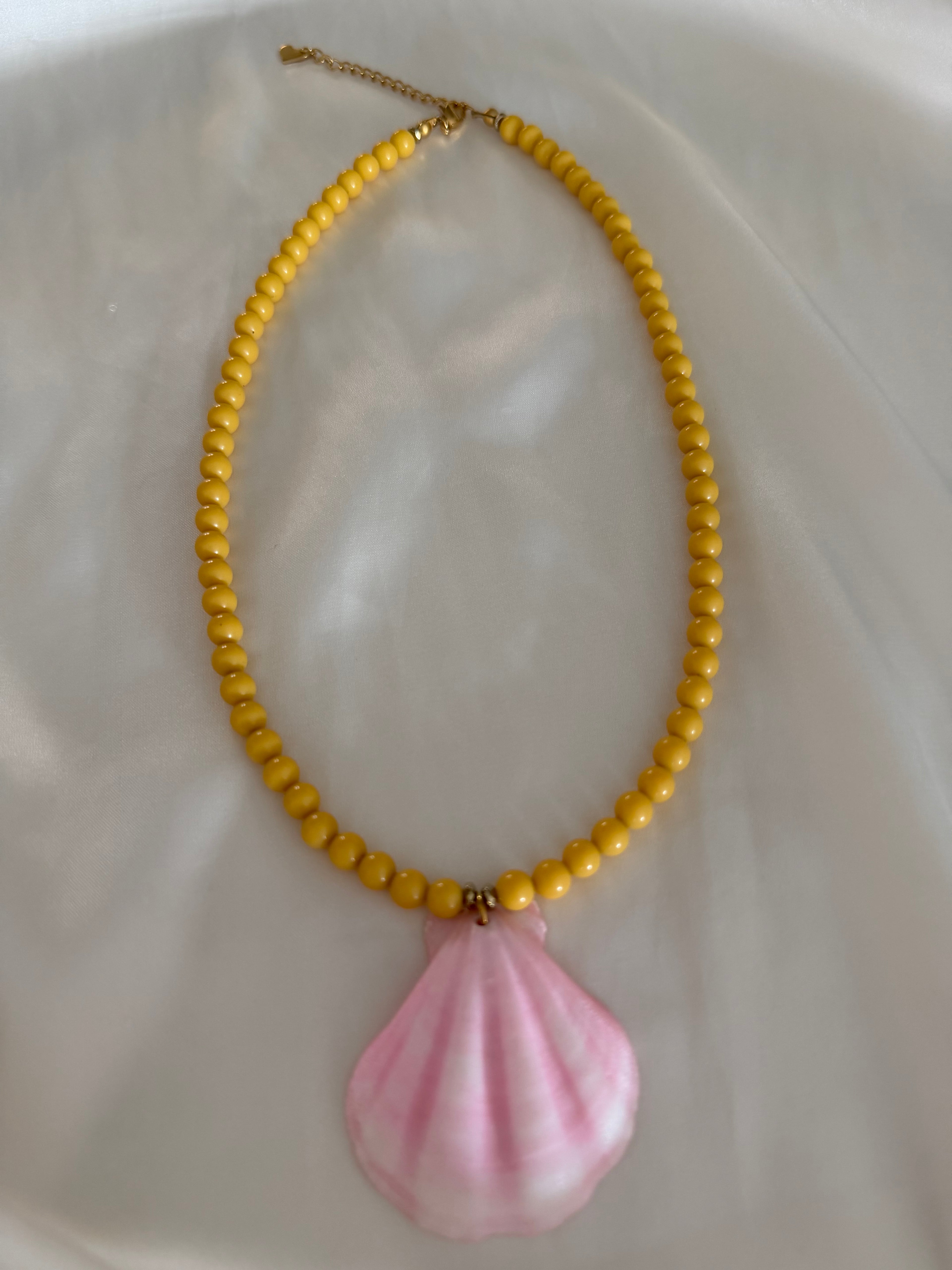 Tiki Yellow Gold Shell