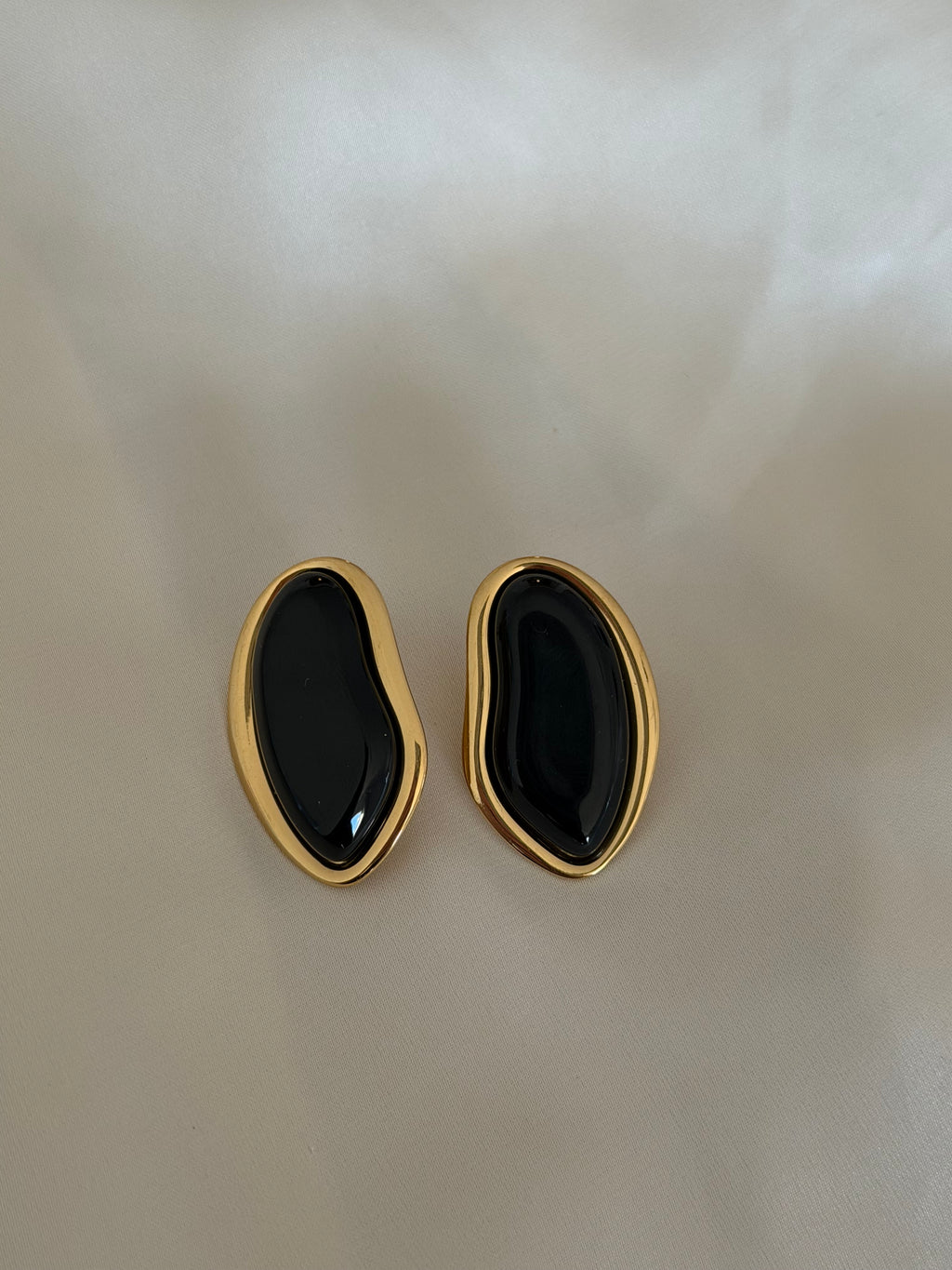 Giselle Earring
