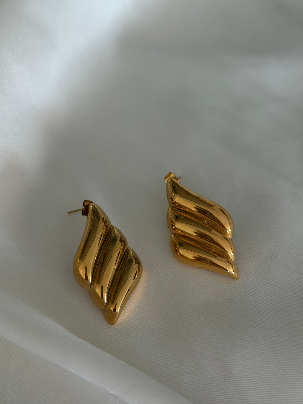 Elara Earring