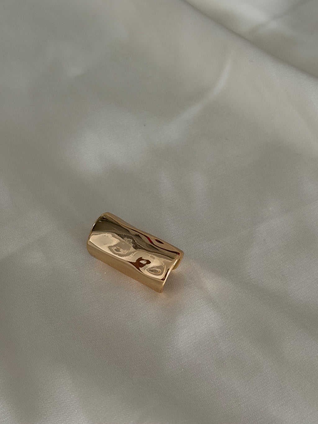Eleina Gold Ear Cuff