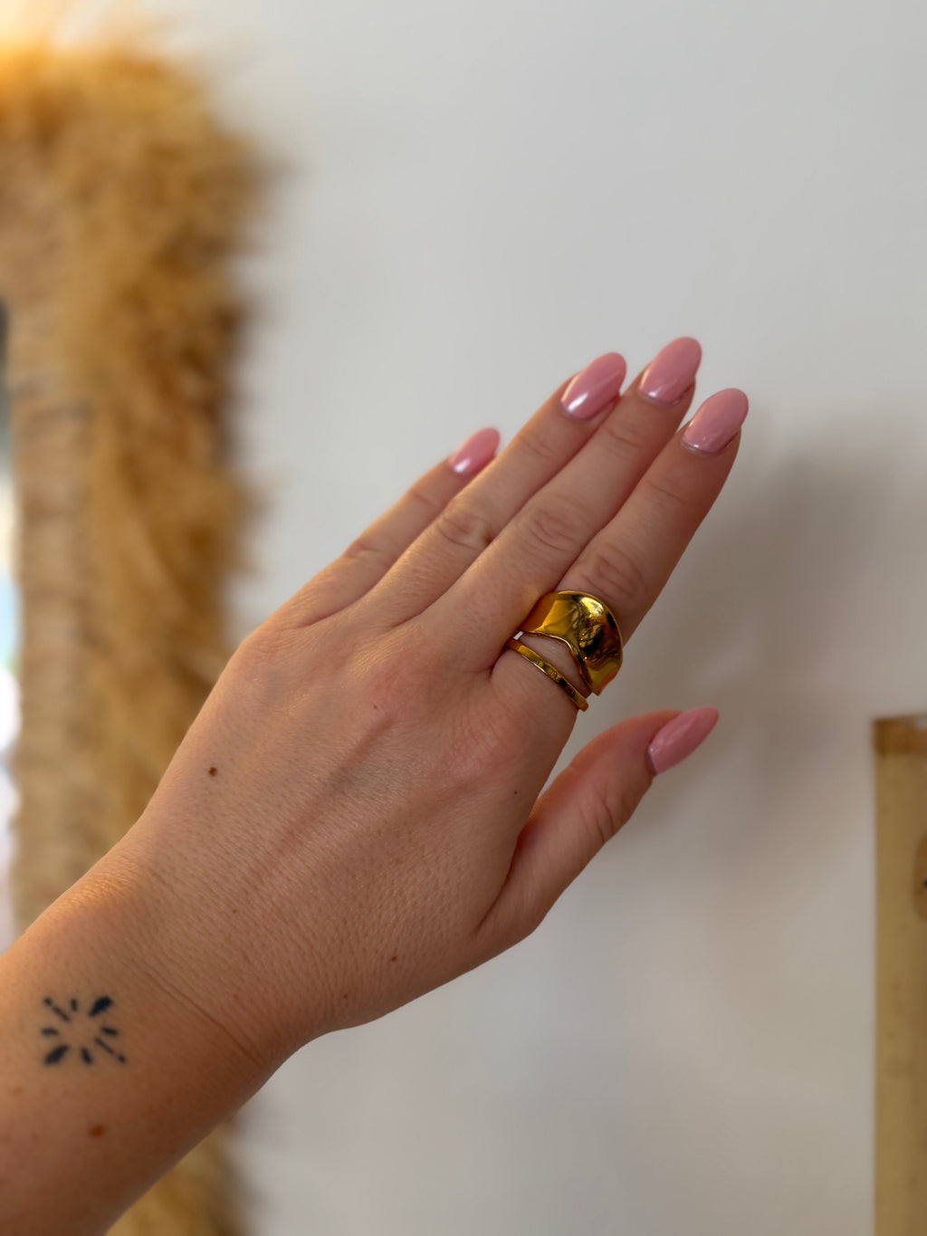 Avali Ring