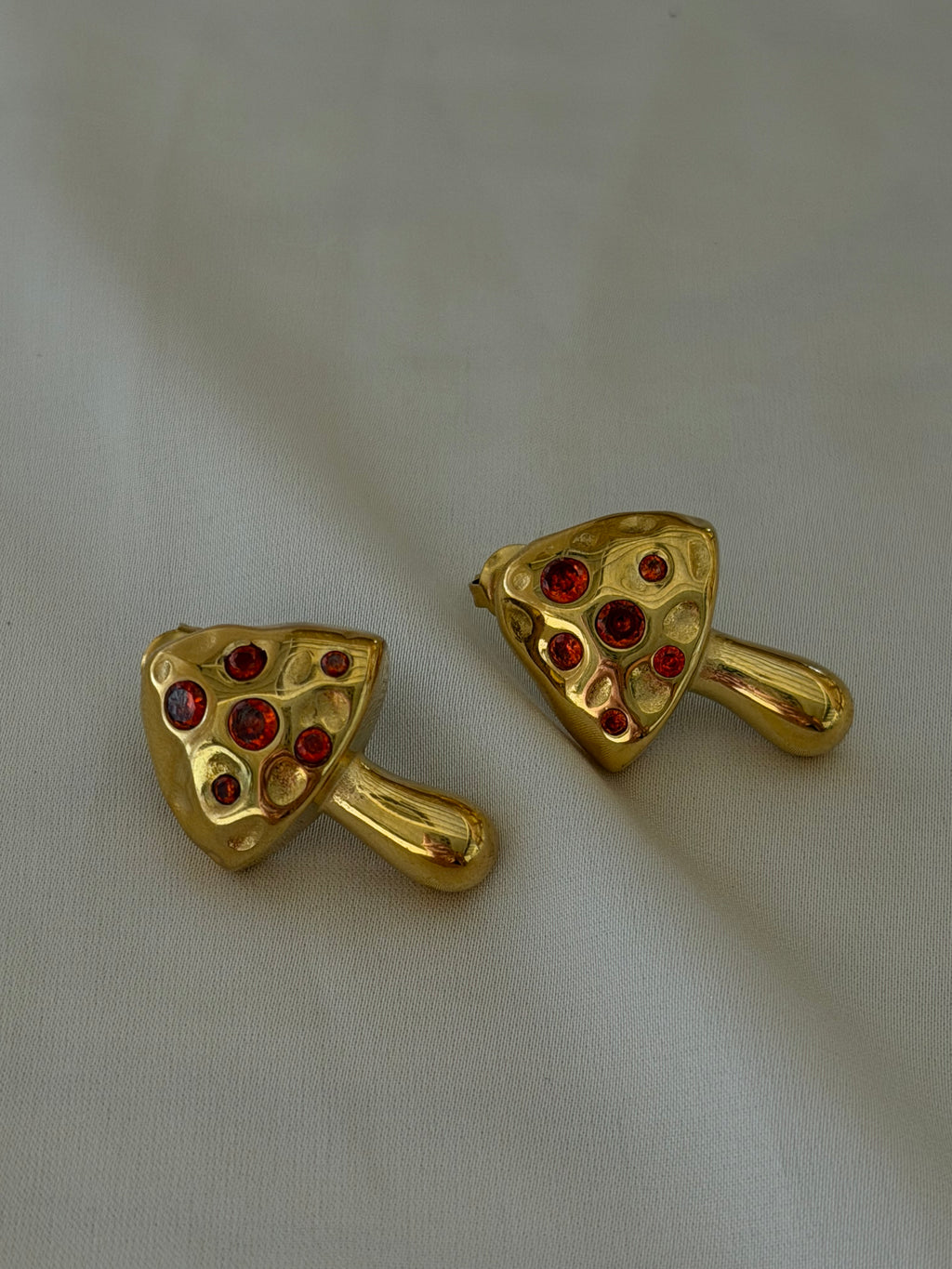 Ruby Shroom Gold