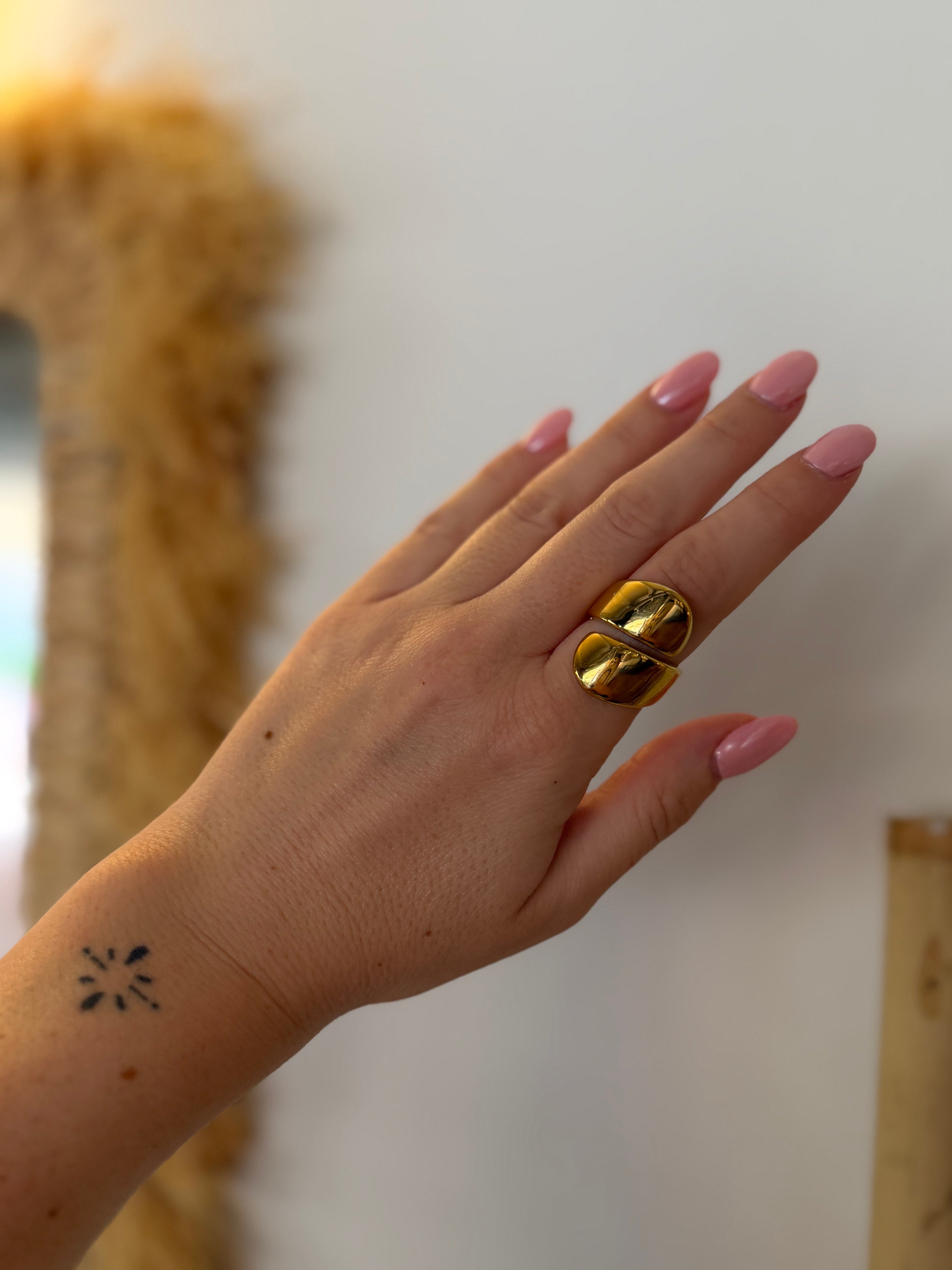 Sculpt Ring