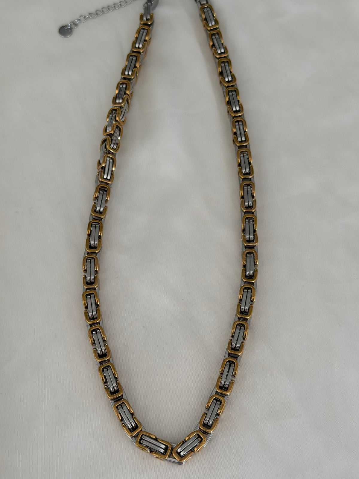 Romeo Necklace