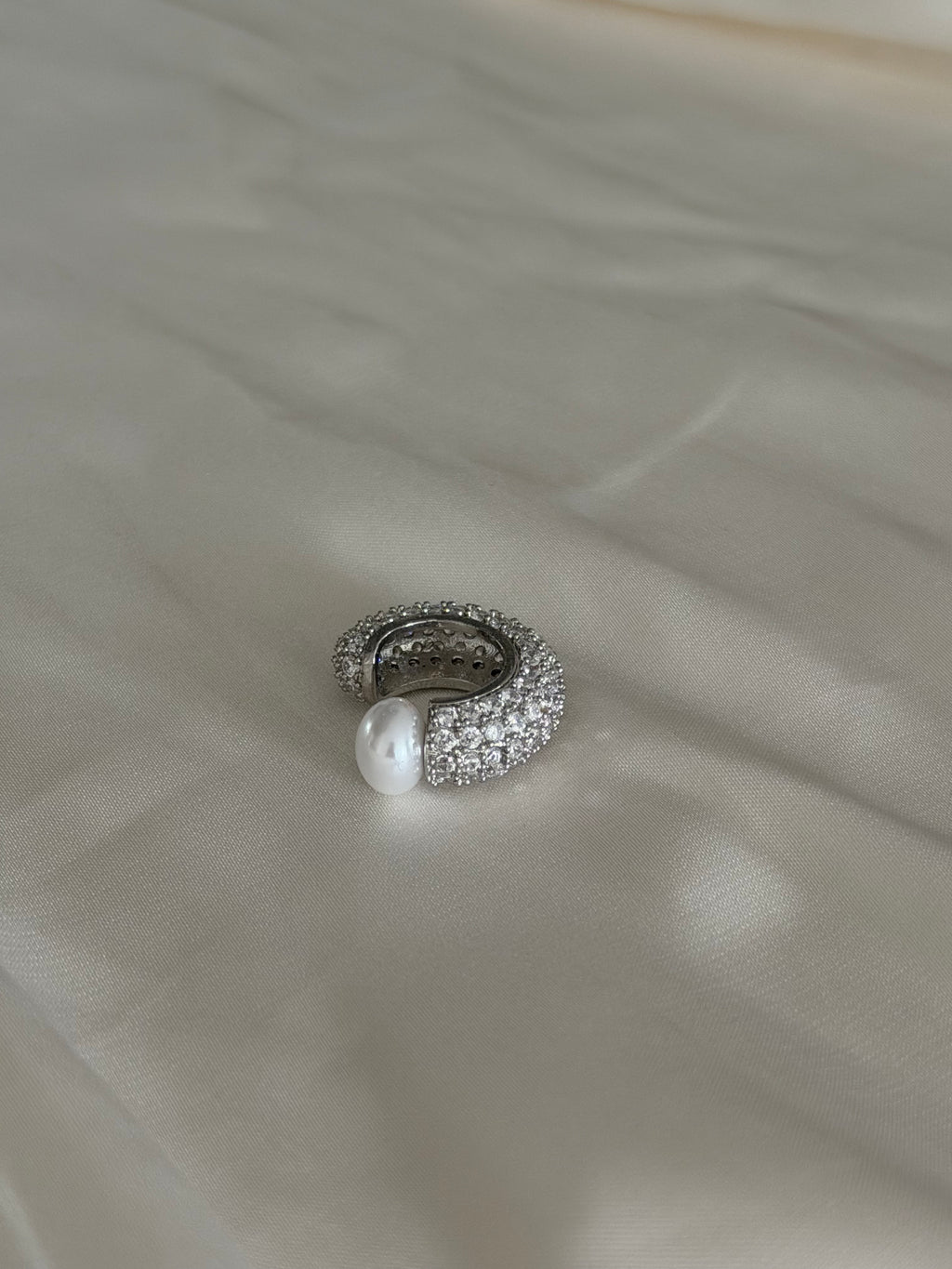 Muse Silver Ear Cuff