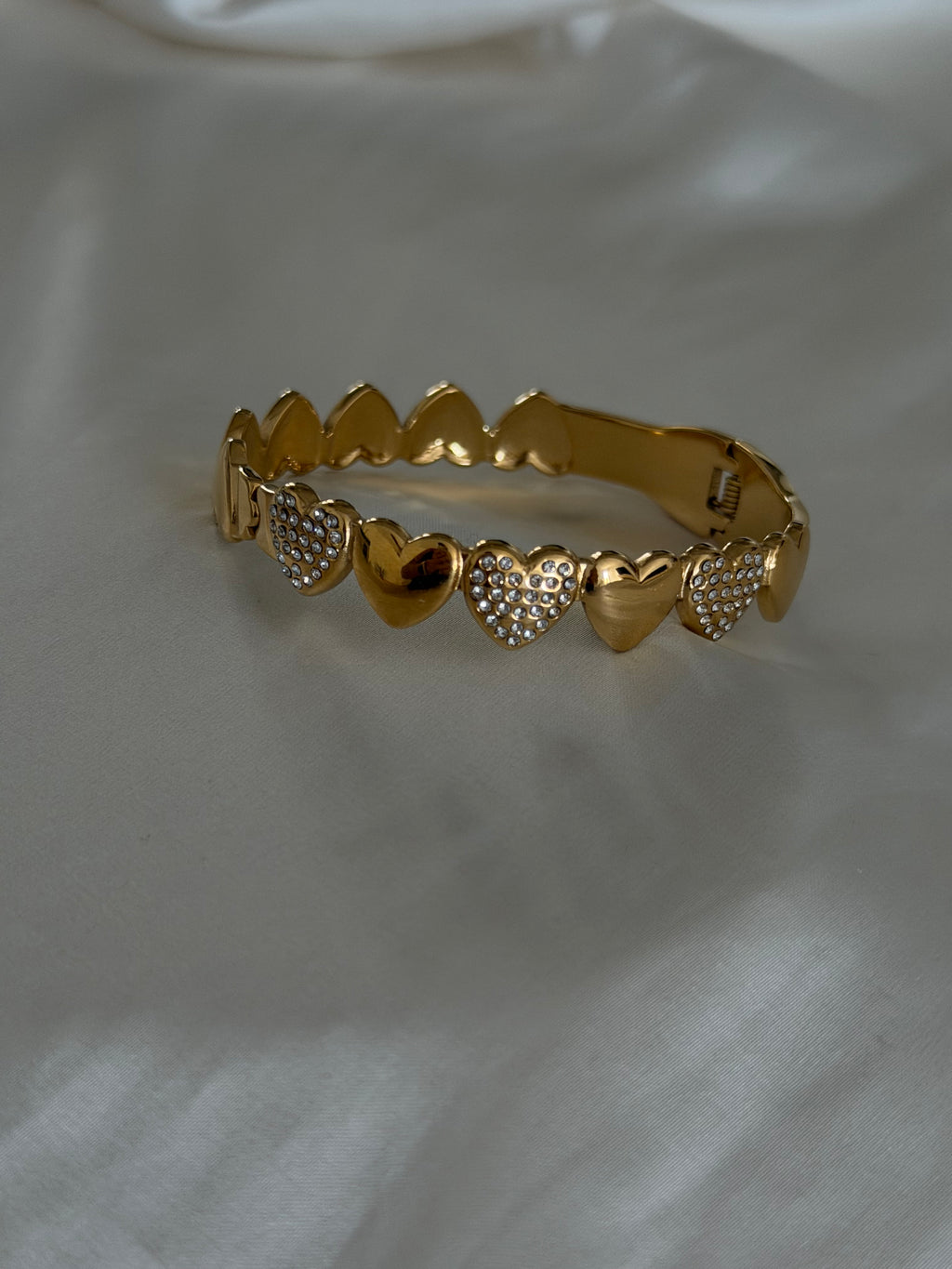 Amore bracelet