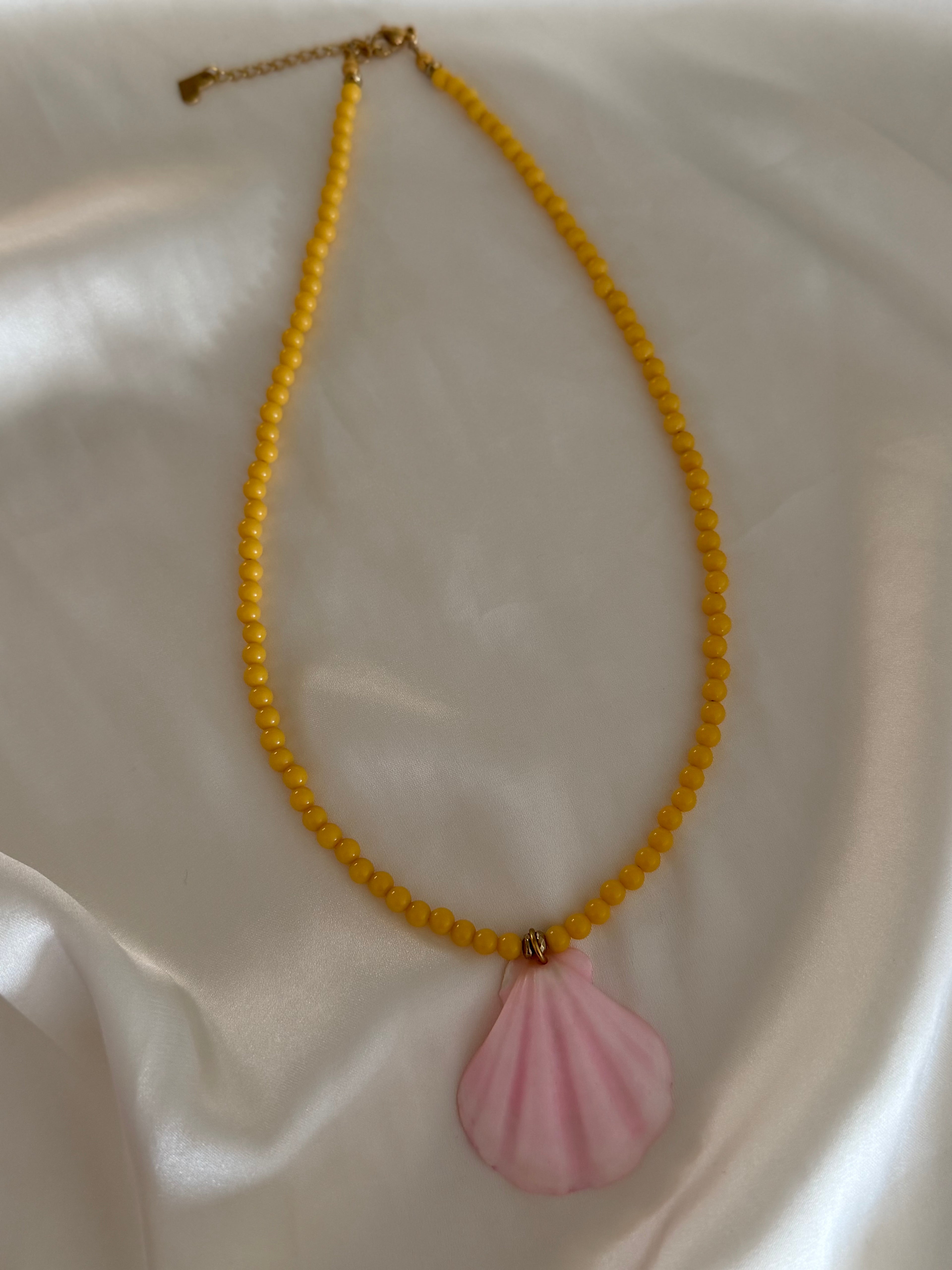 Yellow Shell Gold