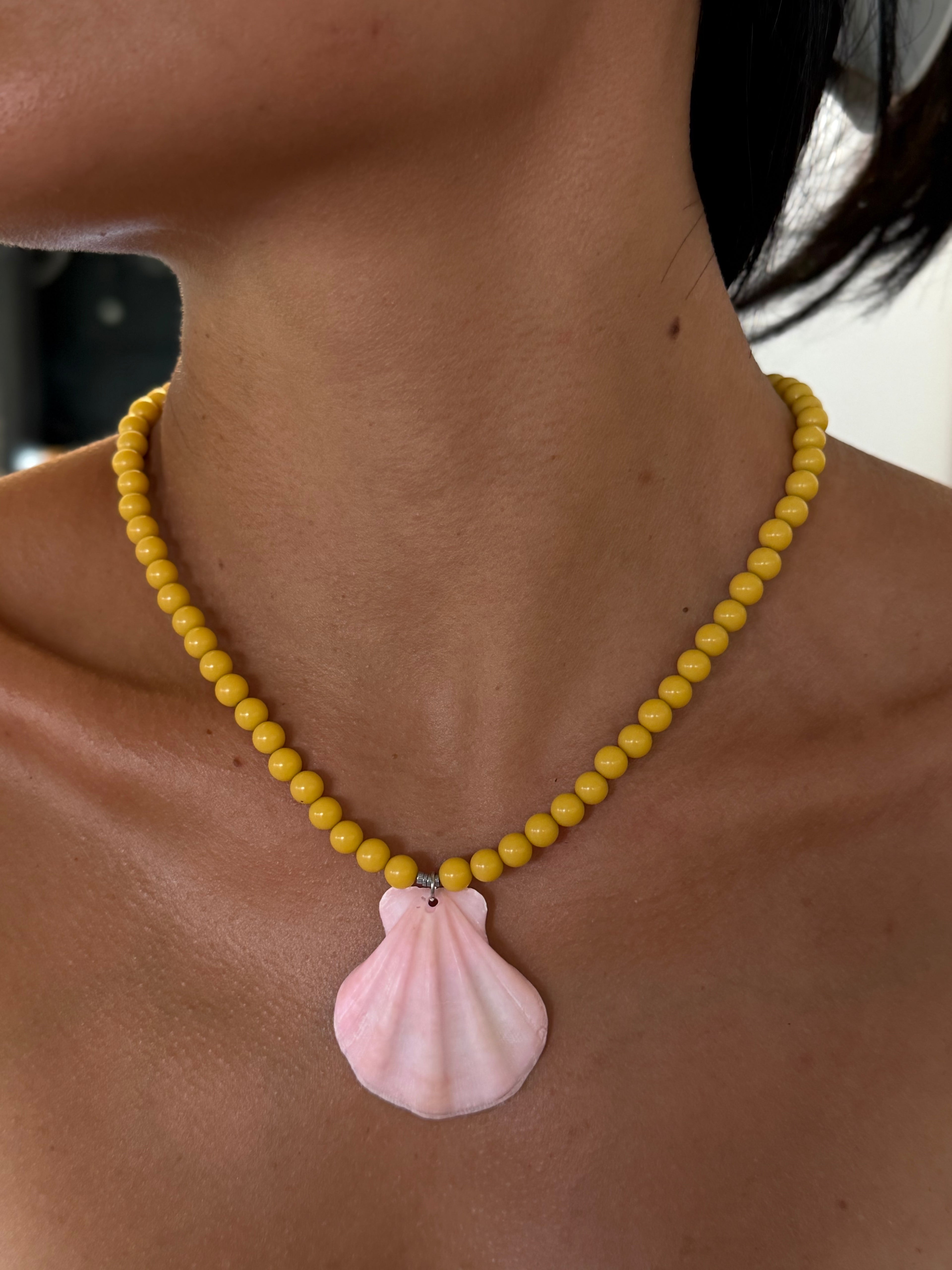 Tiki Yellow Shell Silver