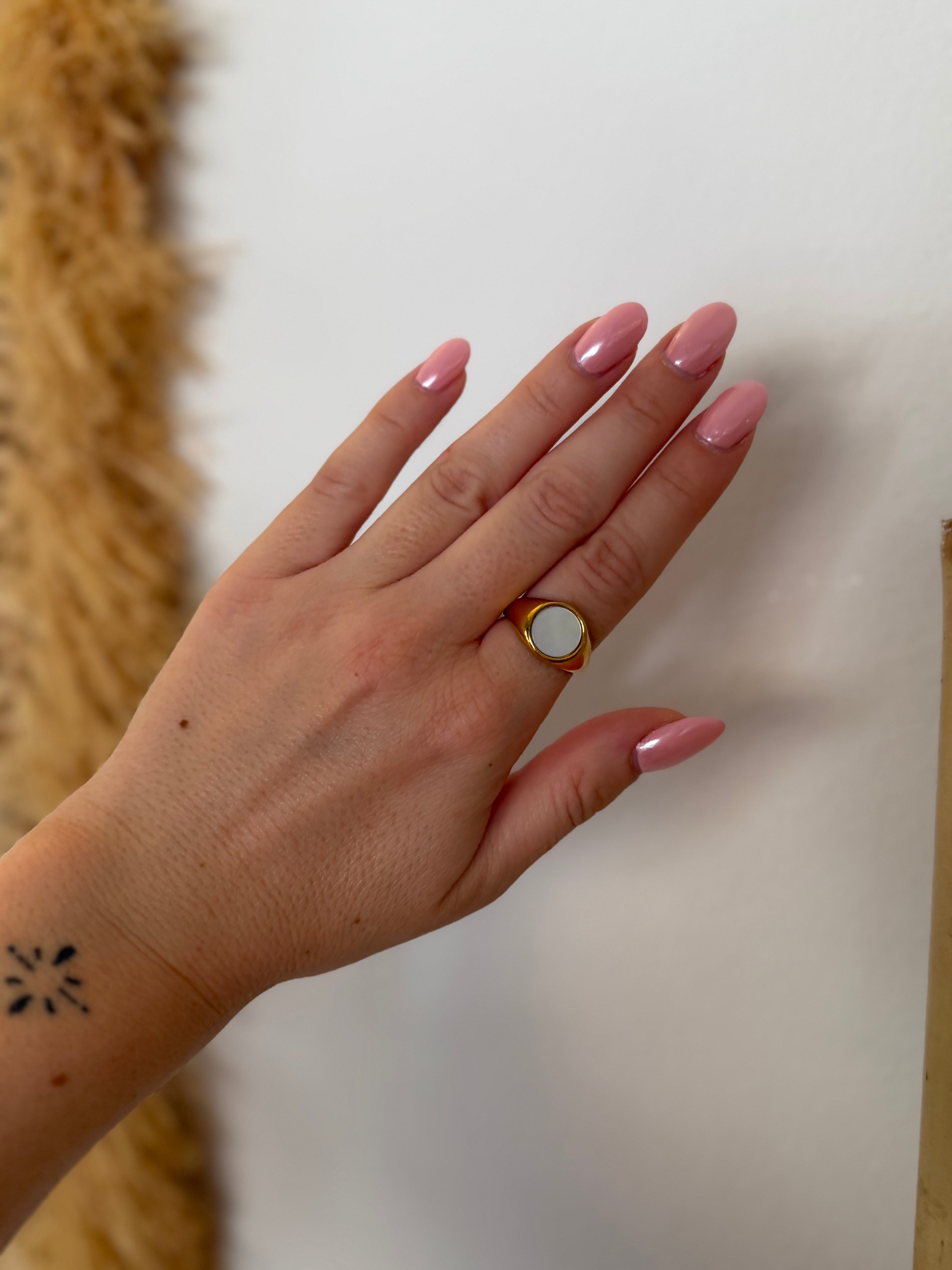 Rina Ring