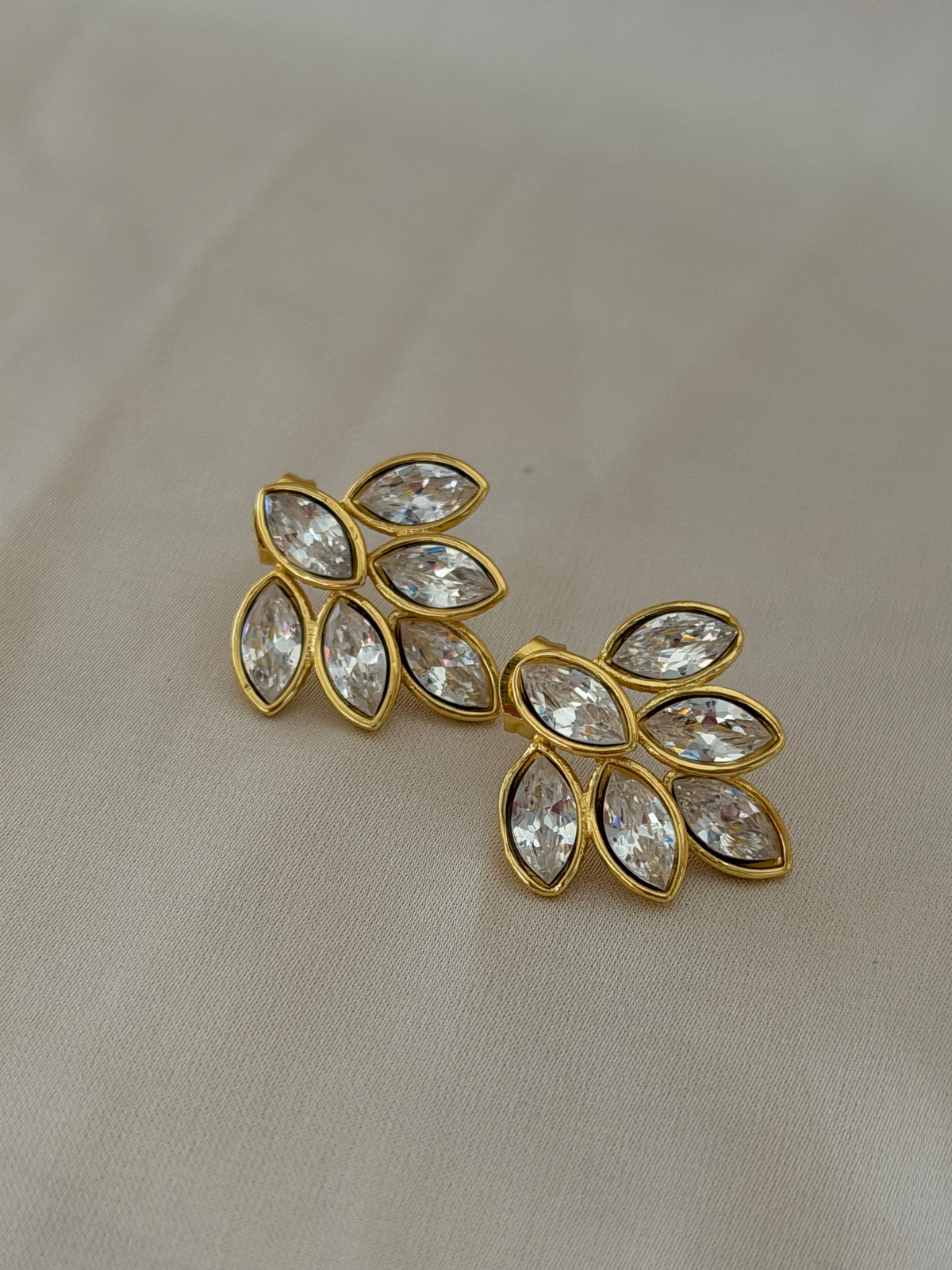 Glow earrings