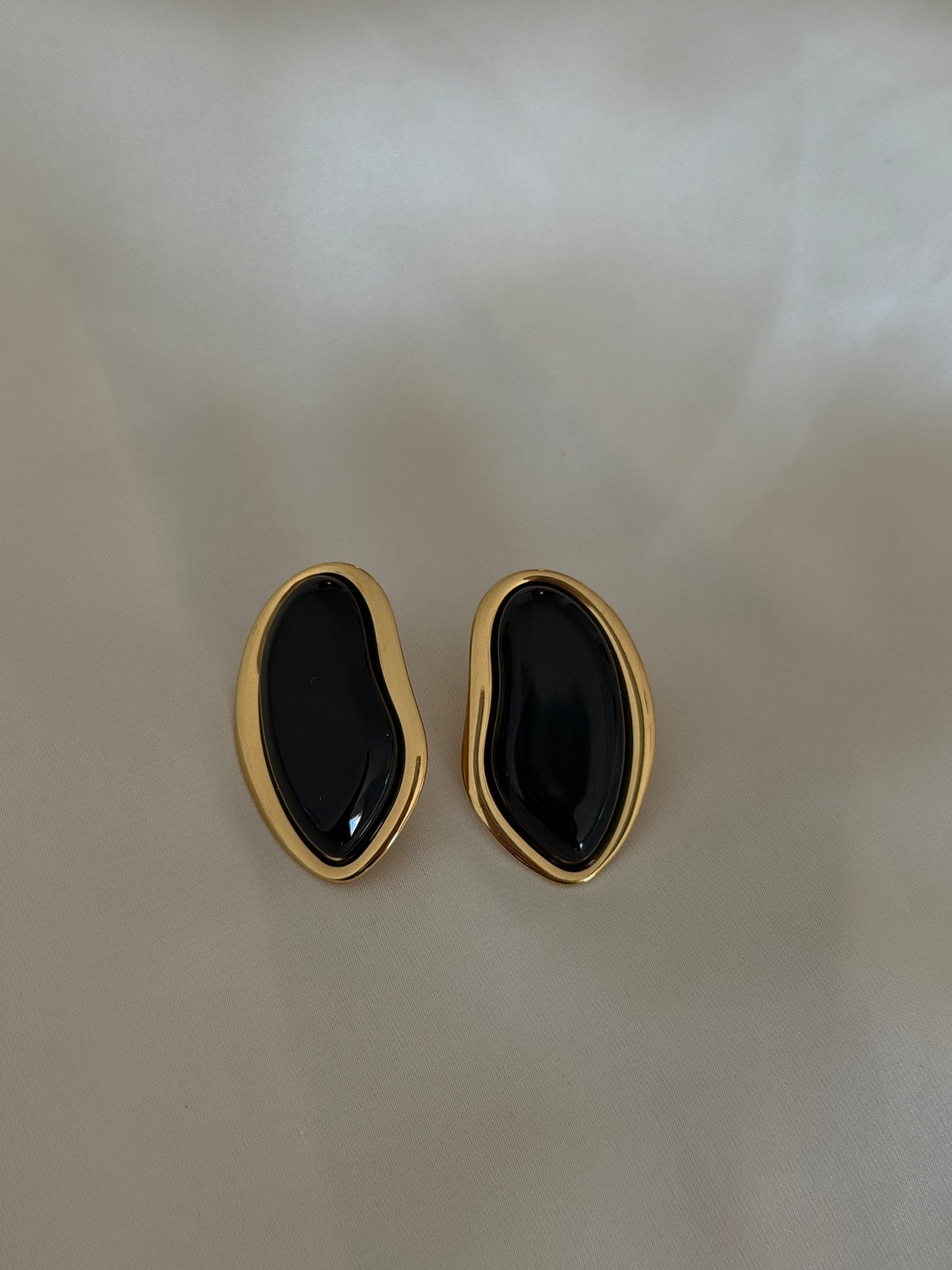 Giselle Earring
