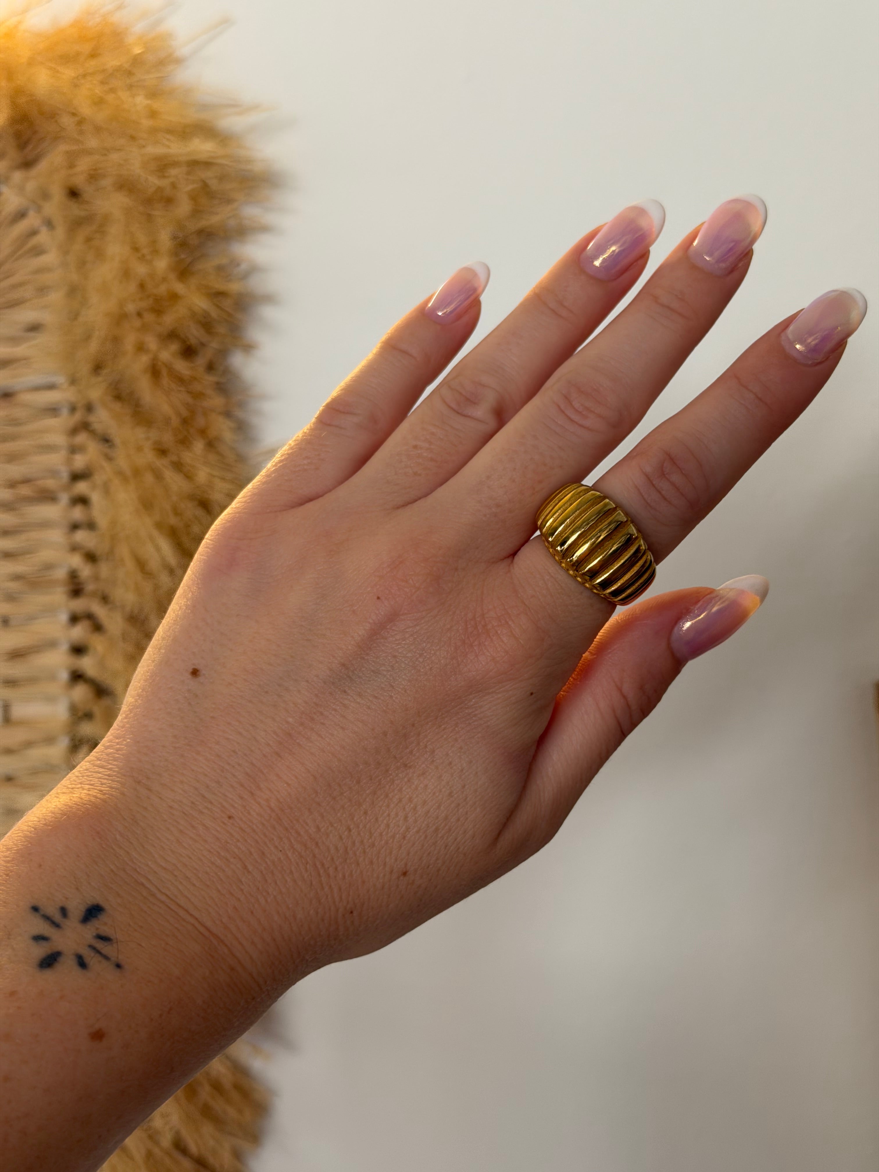 Muse Ring