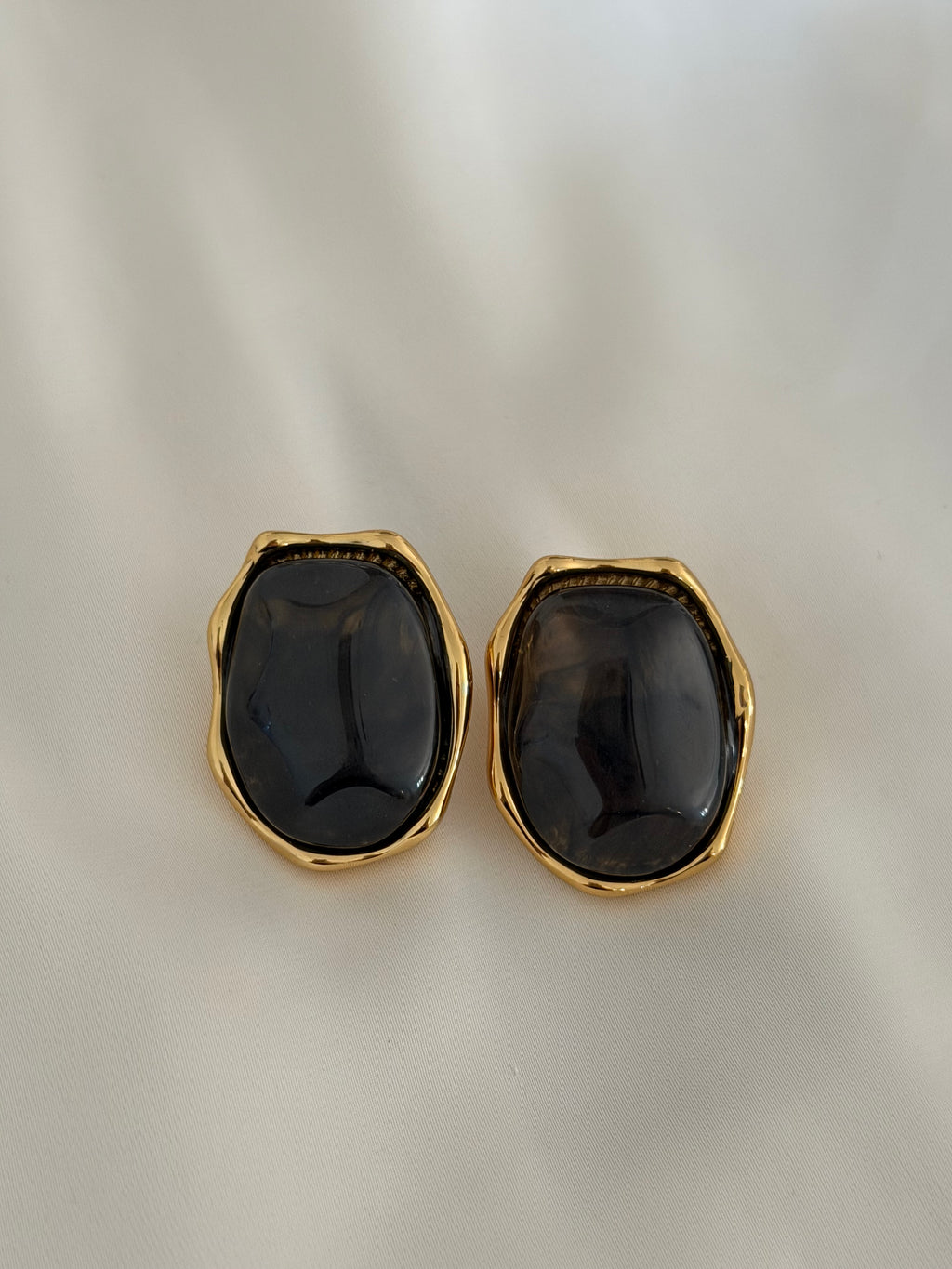 Ambre Black