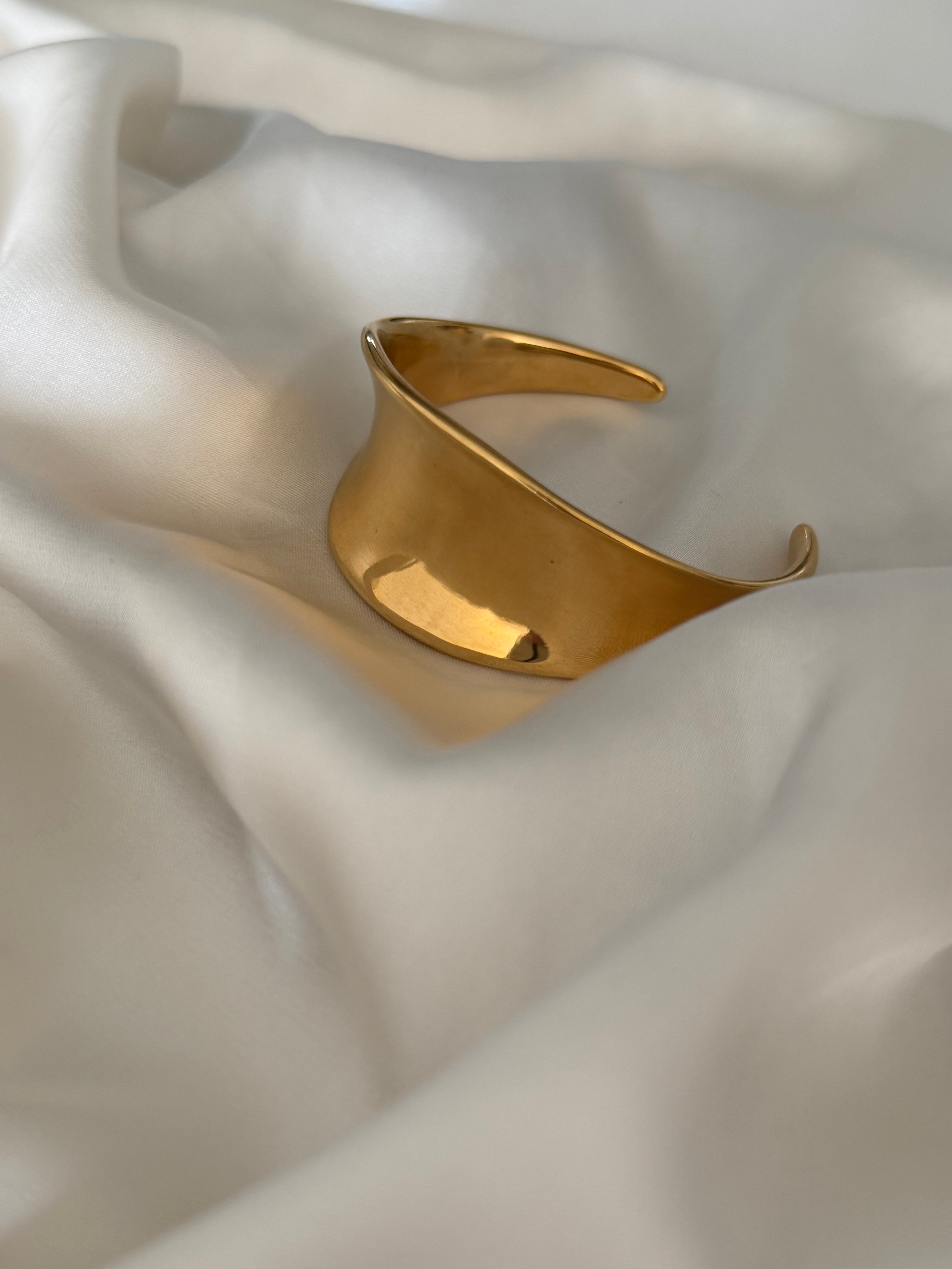 Golden Muse