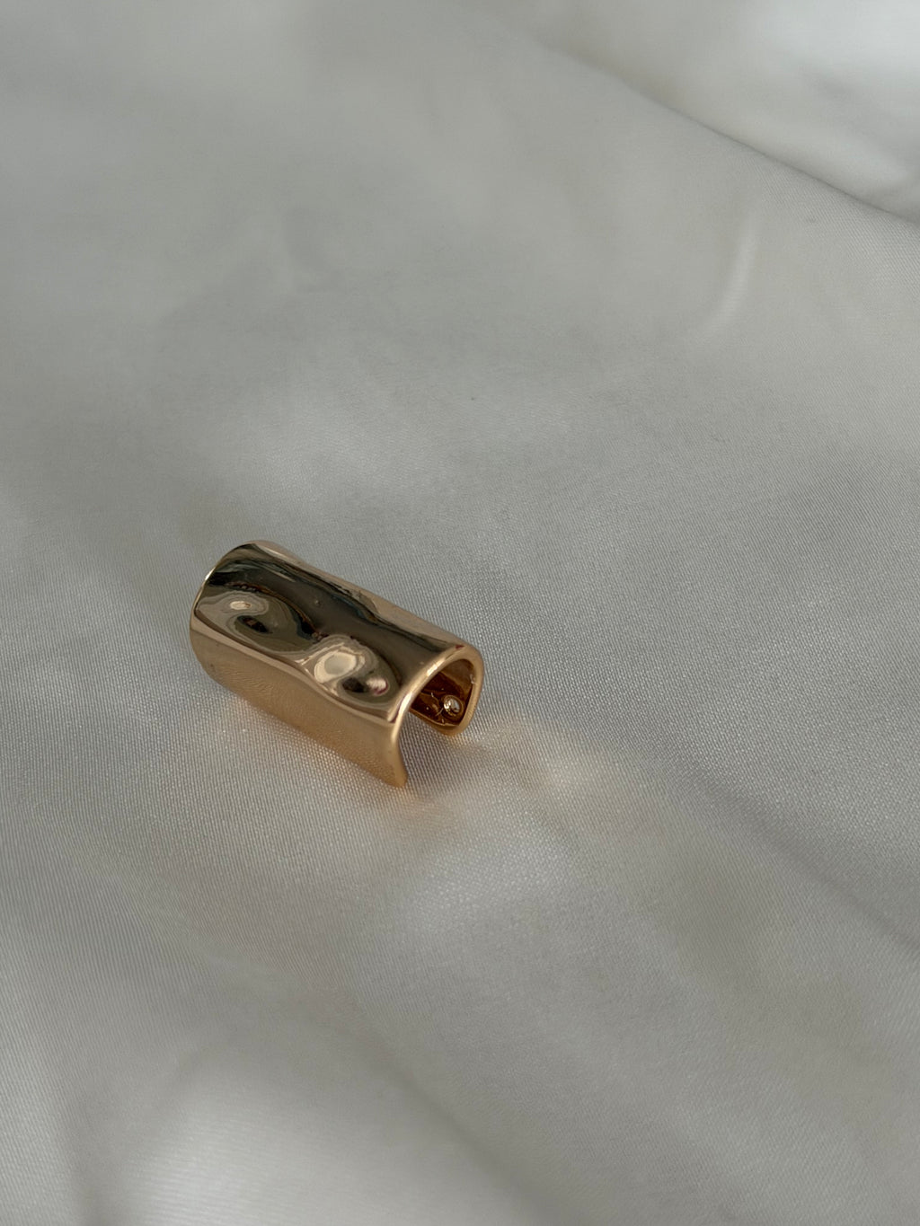 Eleina Gold Ear Cuff