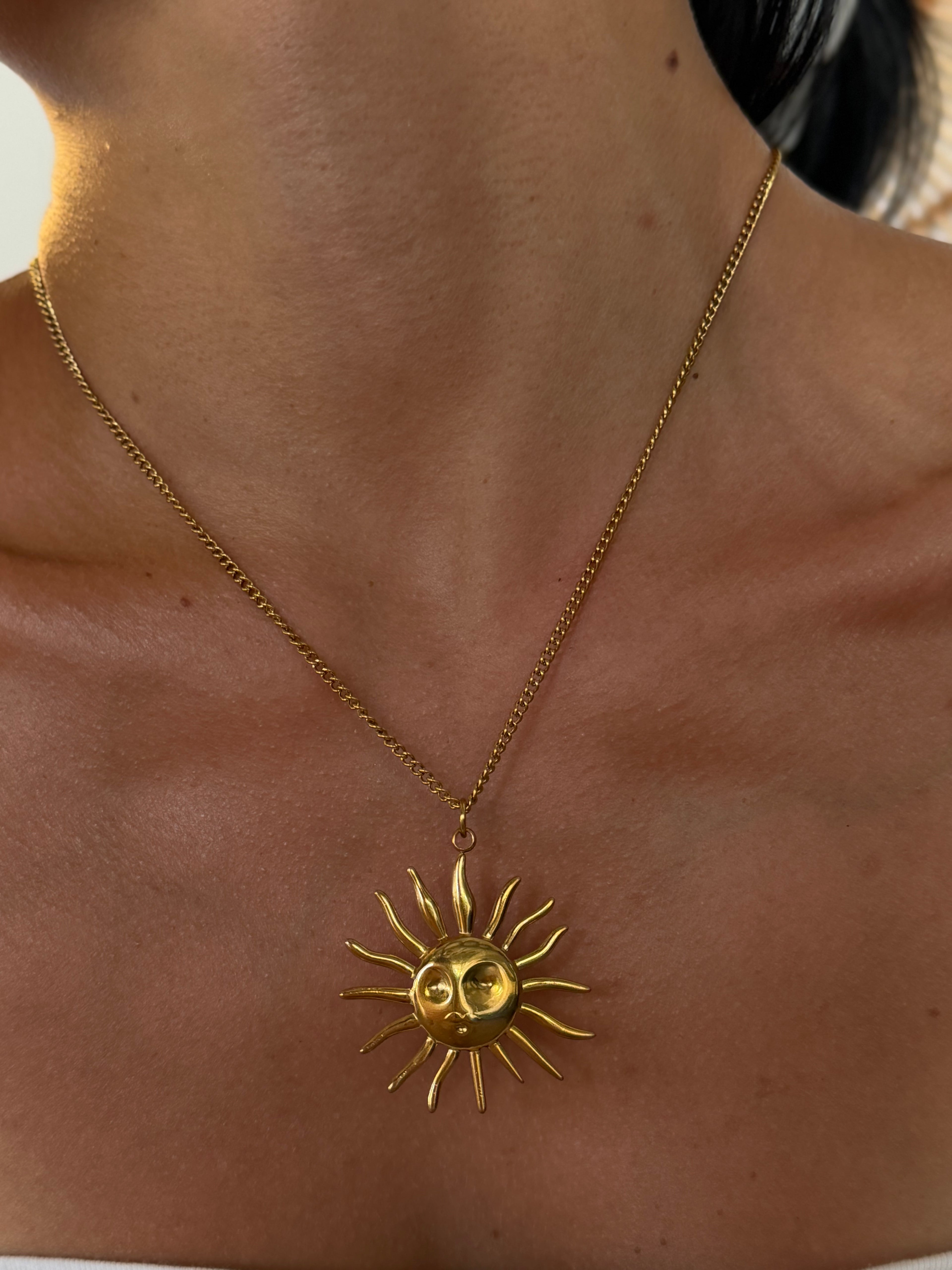 Sunny Necklace