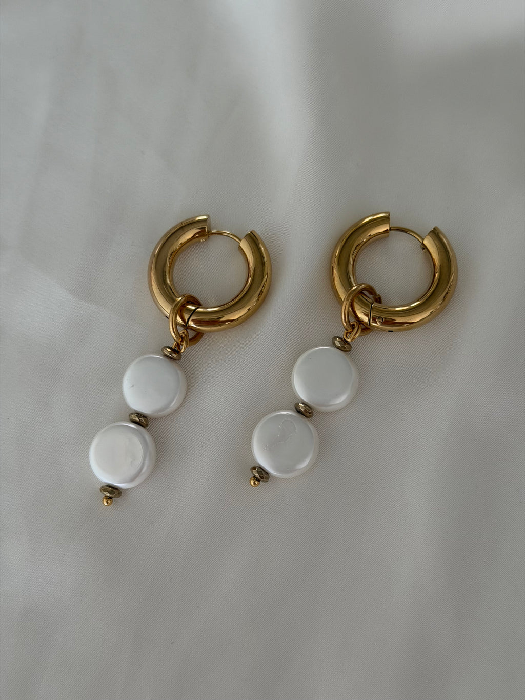 Pearl Amour Gold Earrings