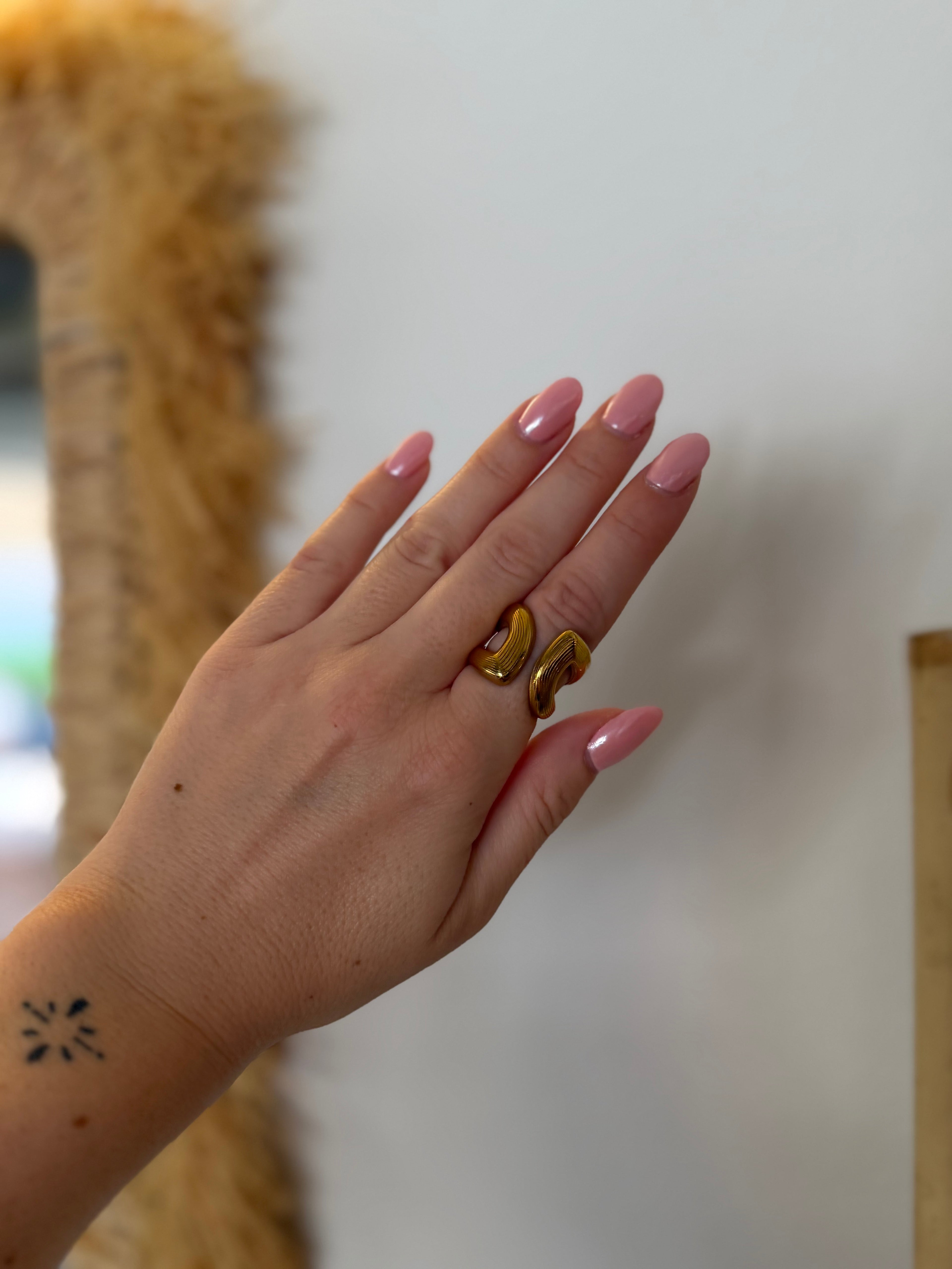 Eleina Ring