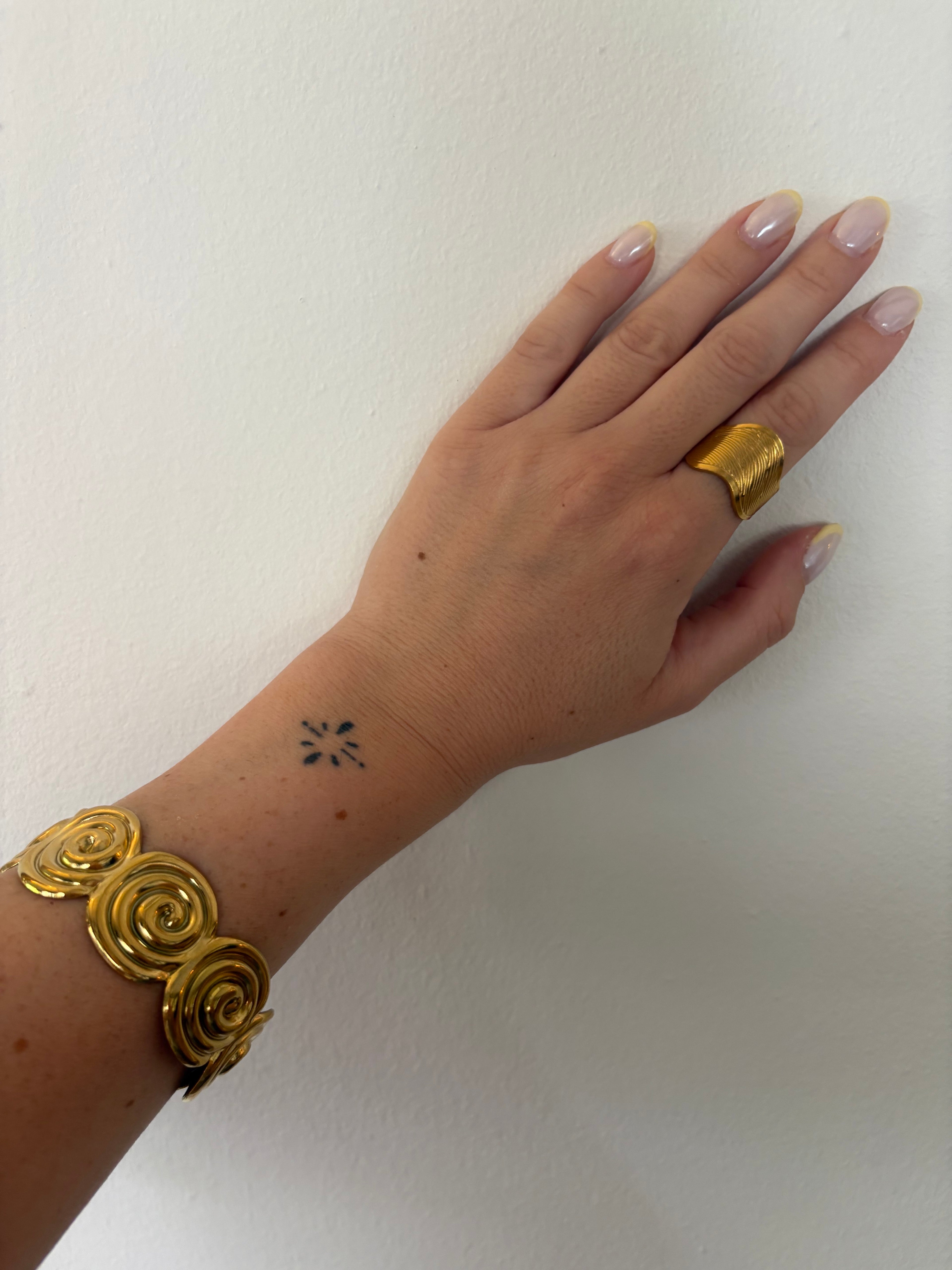 Luna Ring